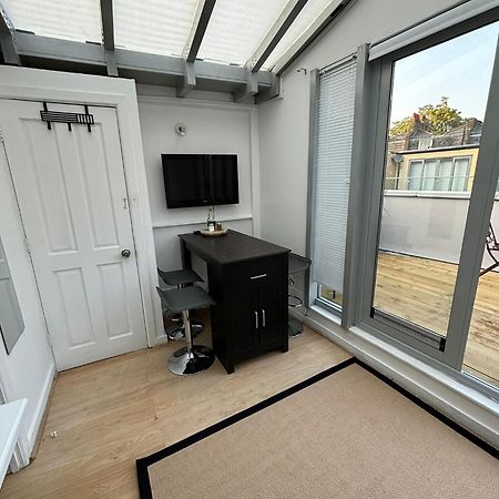 דירות לונדון Top Floor Delightful Flat מראה חיצוני תמונה